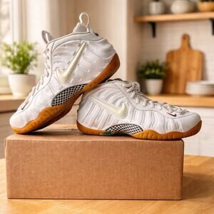 Size 12- Nike Air Foamposite Pro Gucci 2015 - 624041-102